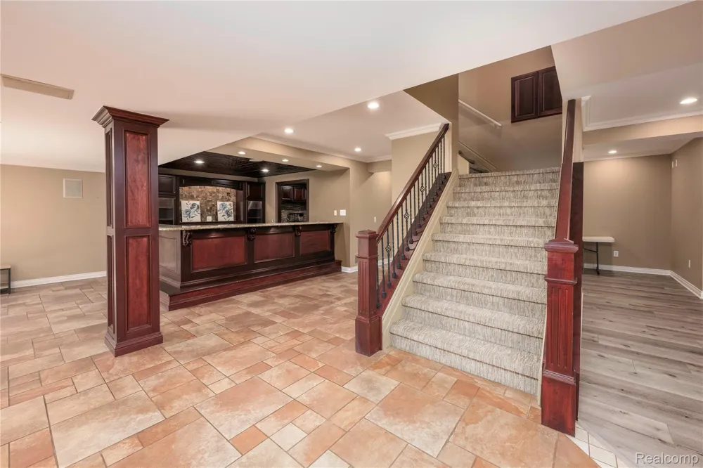 63520 Georgetowne S Washington Township, MI 48095