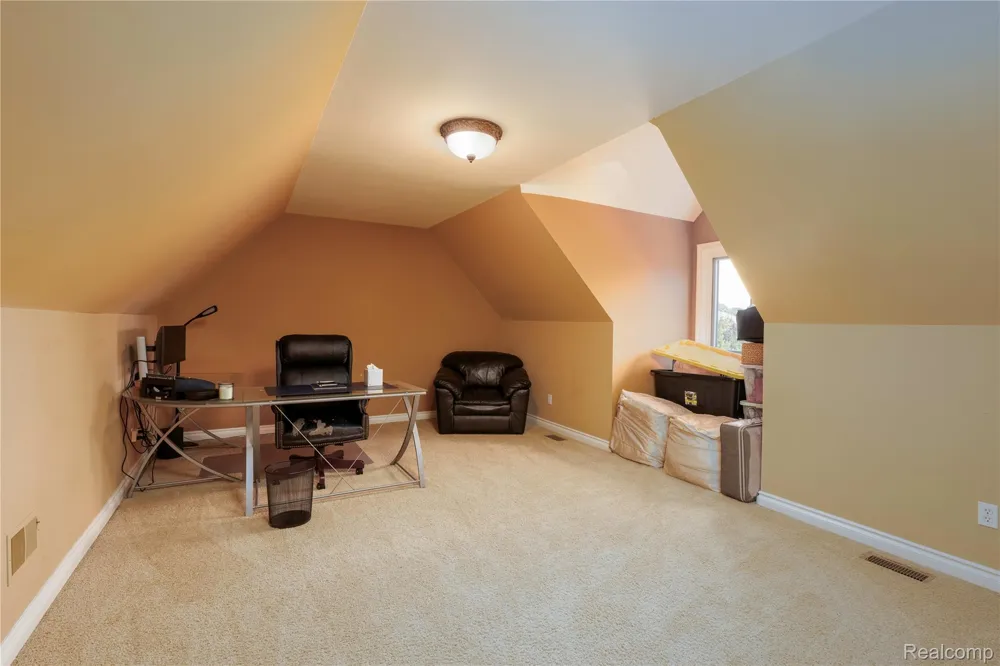 63520 Georgetowne S Washington Township, MI 48095
