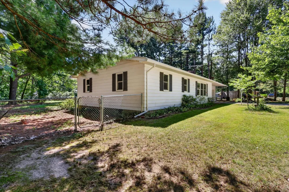 16103 Null Road Lockport Township, MI 49093