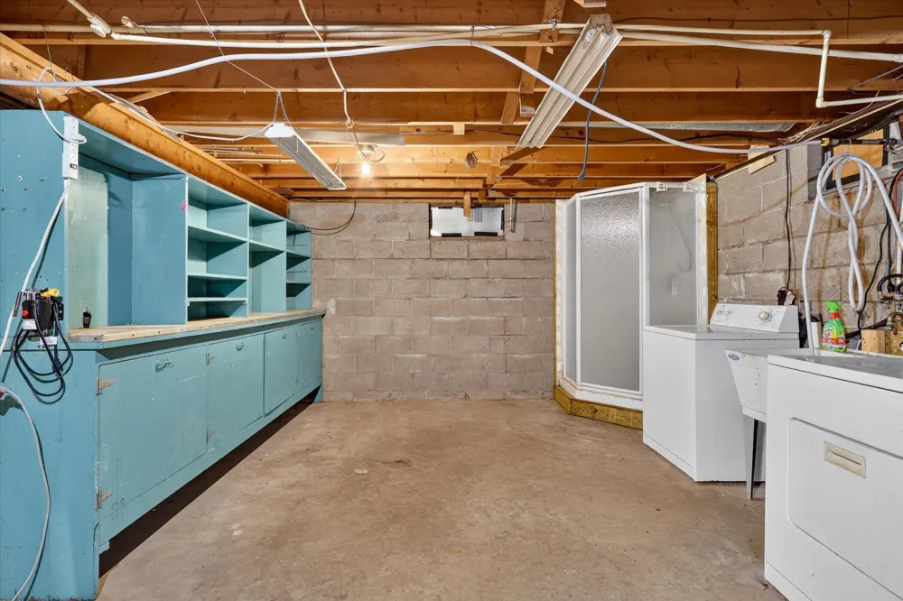 16103 Null Road Lockport Township, MI 49093