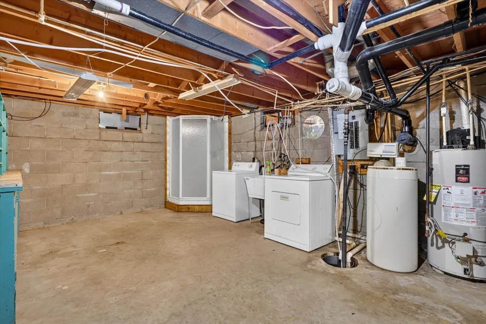 16103 Null Road Lockport Township, MI 49093