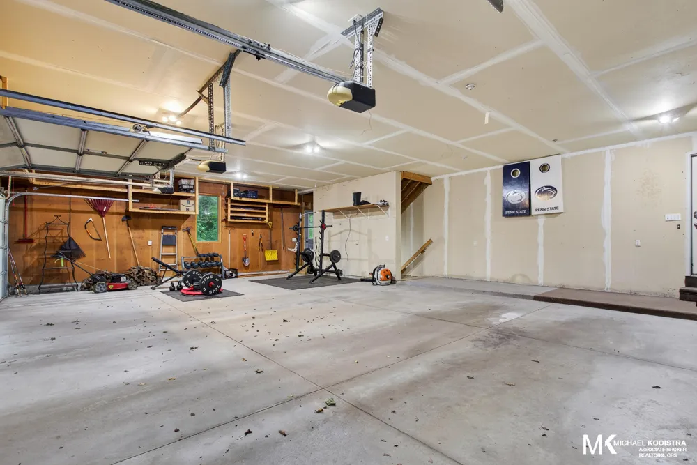 26 Flat River Drive SE Vergennes Township, MI 49331