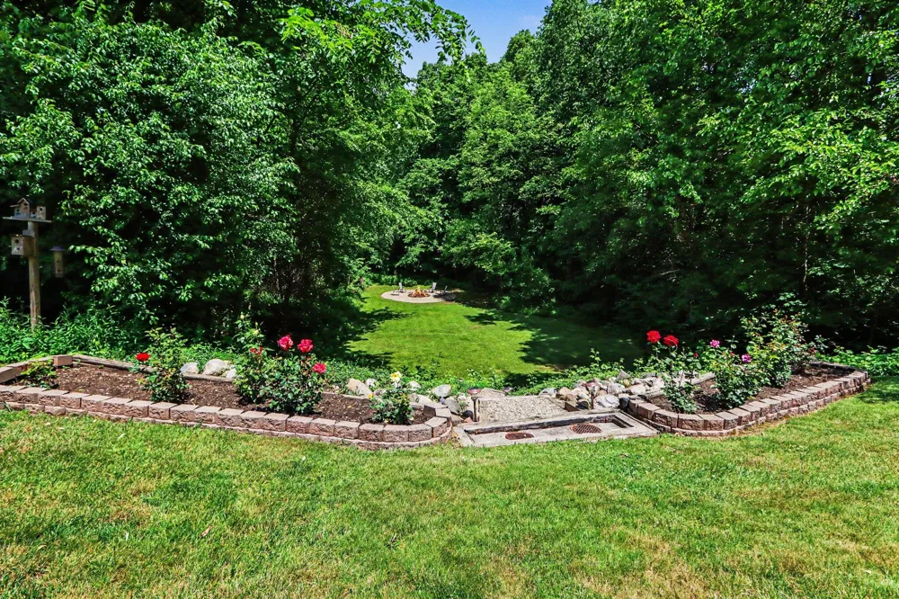 2828 W F AVENUE Cooper Charter Township, MI 49009