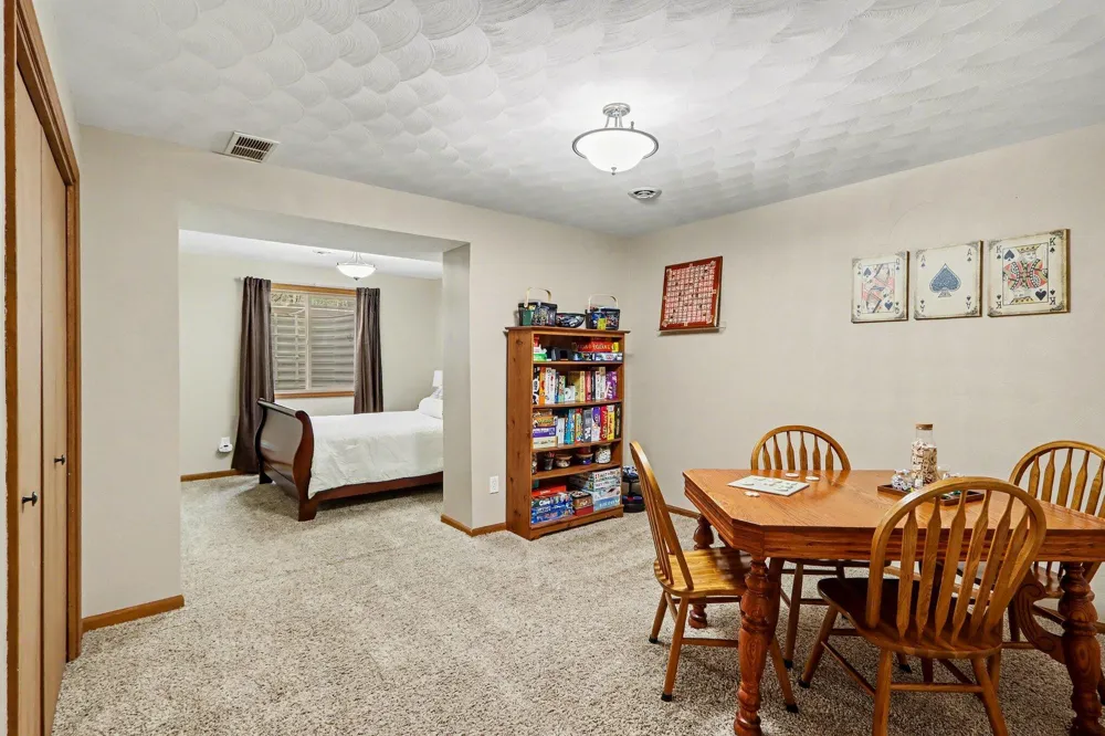2828 W F AVENUE Cooper Charter Township, MI 49009