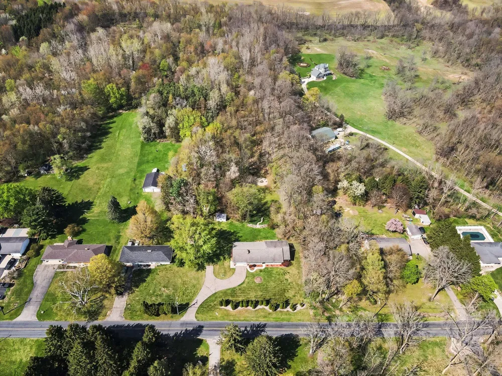 2828 W F AVENUE Cooper Charter Township, MI 49009