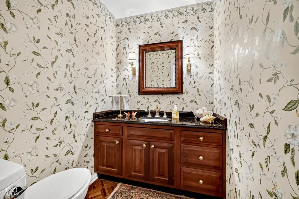 1501 E 80th Street Indianapolis, IN 46240