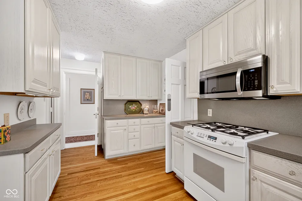 1501 E 80th Street Indianapolis, IN 46240