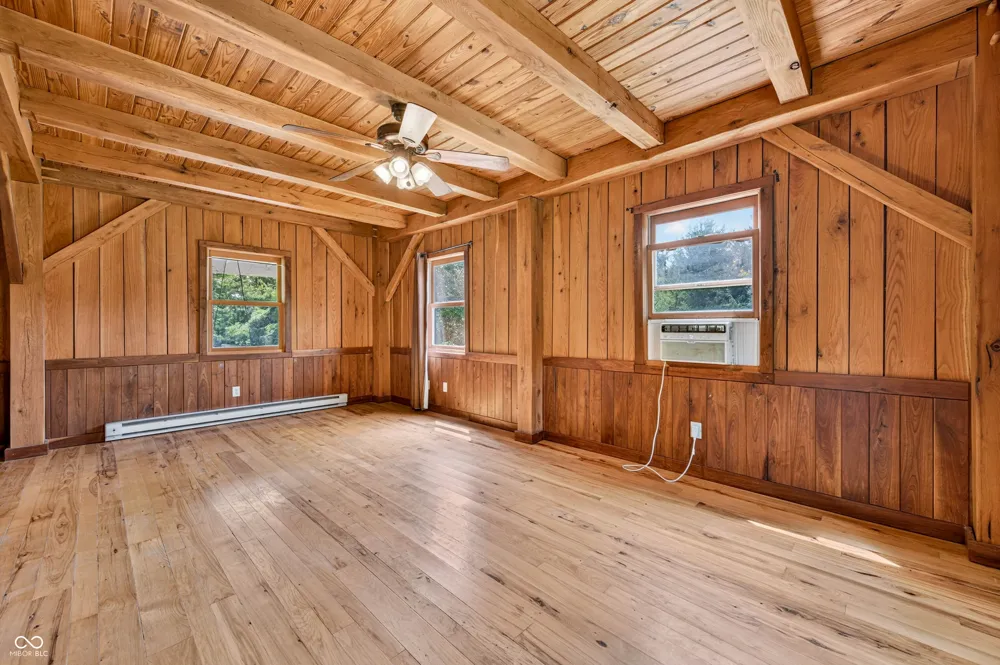 6821 W County Road 700 Freetown, IN 47235