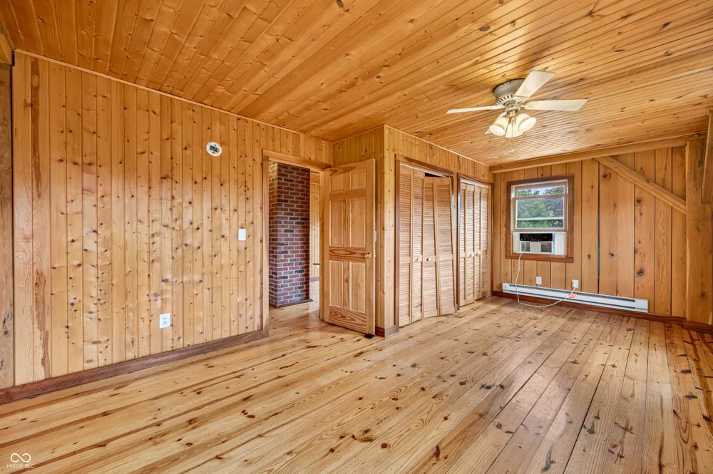 6821 W County Road 700 Freetown, IN 47235