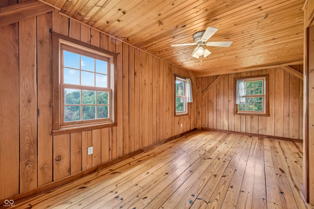 6821 W County Road 700 Freetown, IN 47235