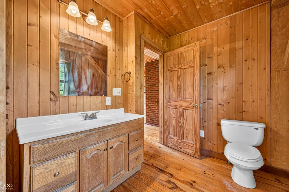 6821 W County Road 700 Freetown, IN 47235