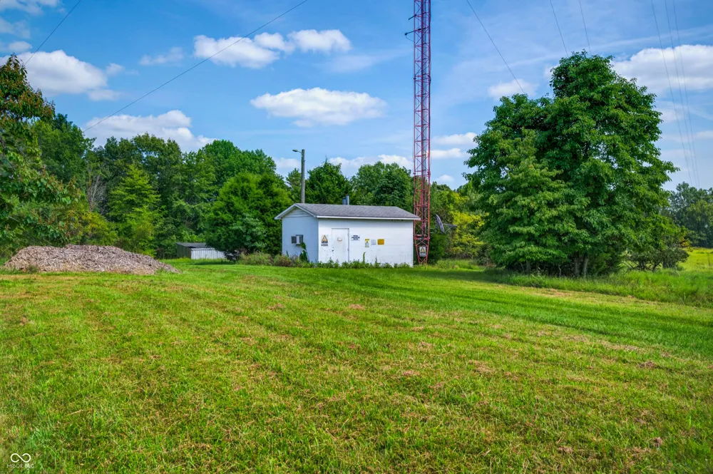 6821 W County Road 700 Freetown, IN 47235