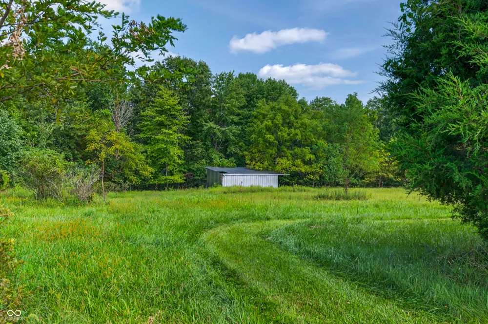 6821 W County Road 700 Freetown, IN 47235