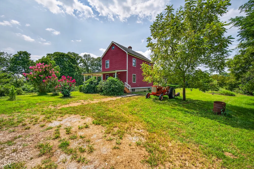 6821 W County Road 700 Freetown, IN 47235