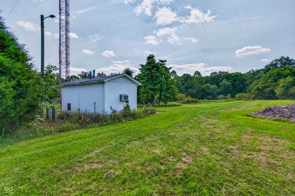 6821 W County Road 700 Freetown, IN 47235