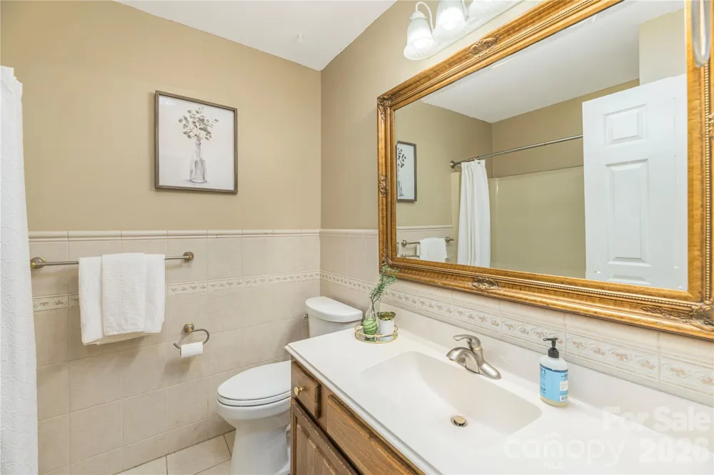 446 Deerhaven Lane Hendersonville, NC 28791