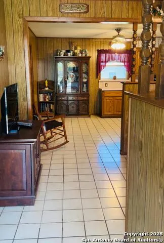 204 SKYLARK DR Fredericksburg, TX 78624