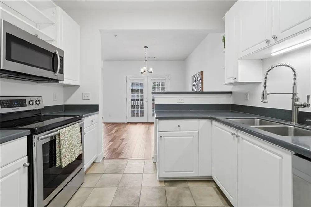 2111 Woodland Lane Alpharetta, GA 30009