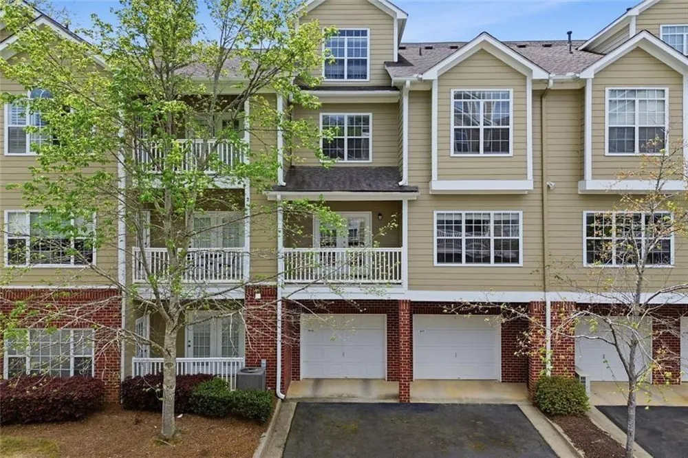 2111 Woodland Lane Alpharetta, GA 30009