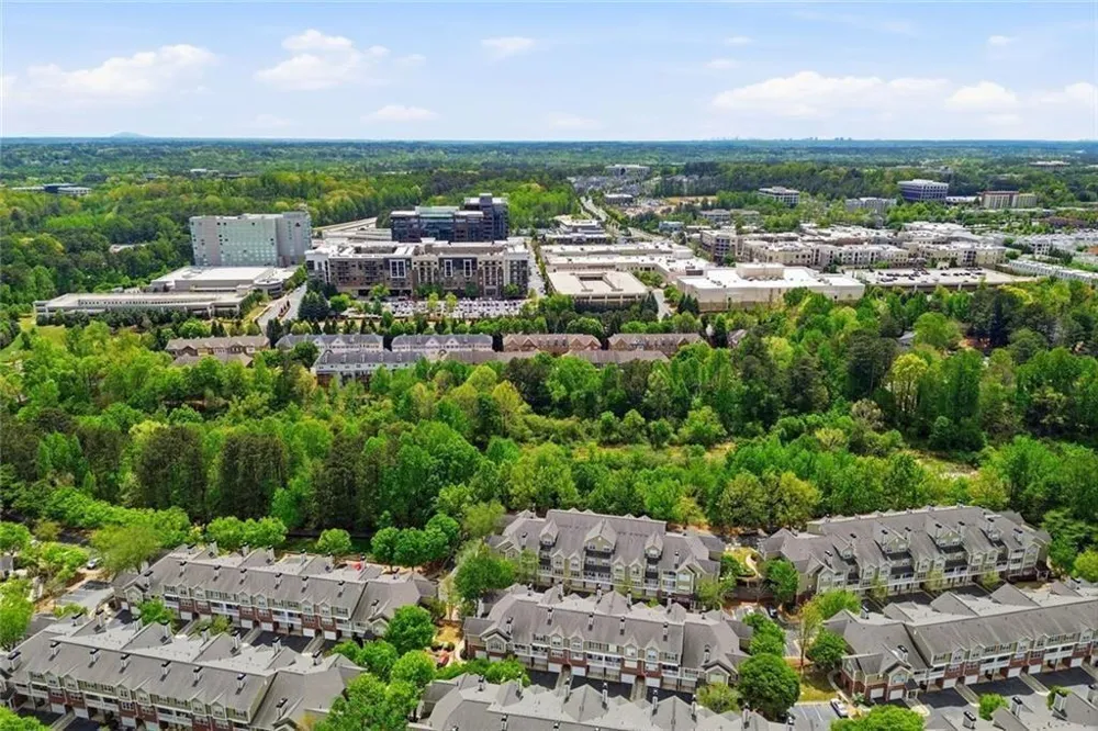 2111 Woodland Lane Alpharetta, GA 30009