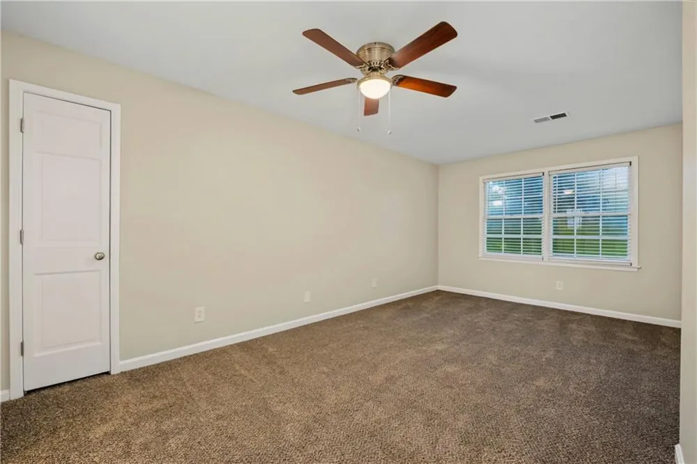 212 Sarann Court NW Lilburn, GA 30047