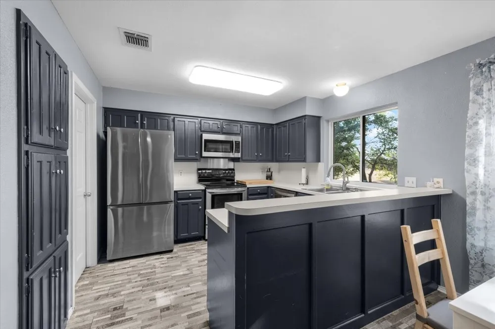 3032 Oak Valley Drive Bedford, TX 76021