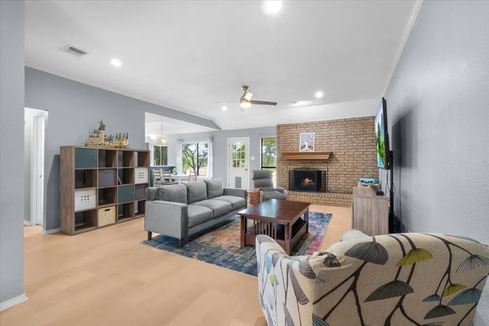 3032 Oak Valley Drive Bedford, TX 76021