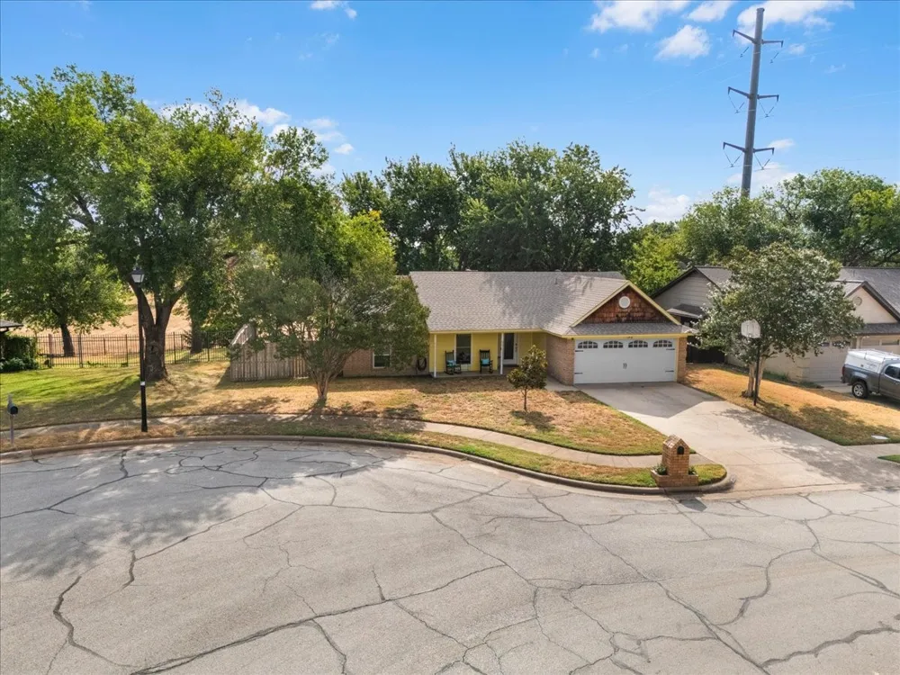 3032 Oak Valley Drive Bedford, TX 76021