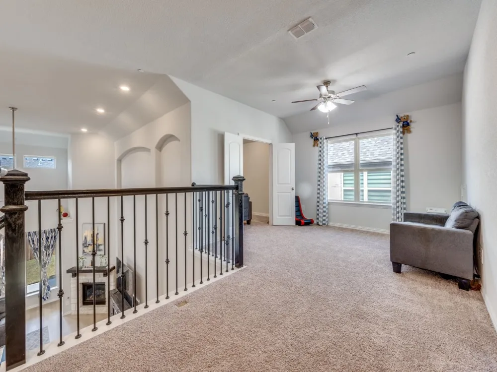 2094 Creekbluff Circle Lewisville, TX 75010