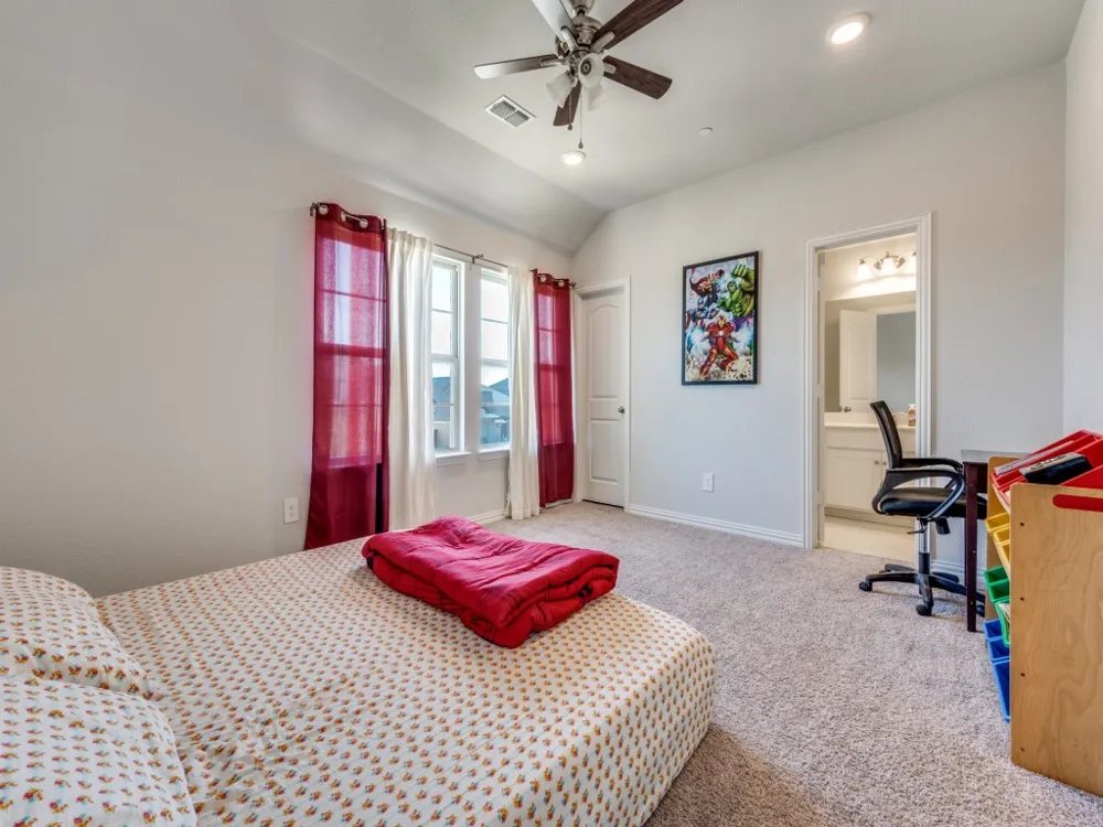 2094 Creekbluff Circle Lewisville, TX 75010