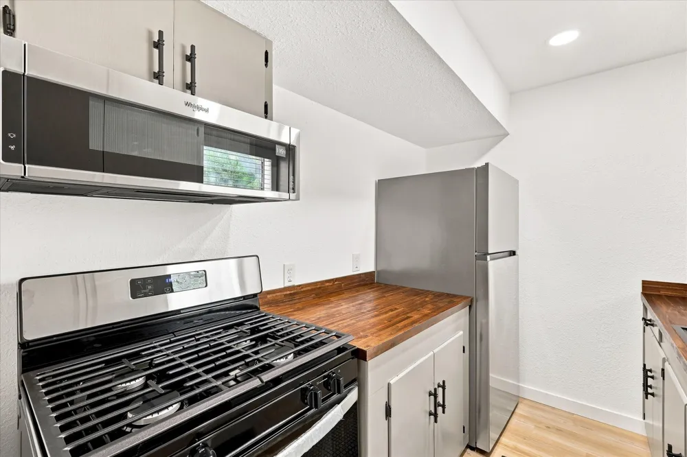 1900 Sutter Street #B Fort Worth, TX 76107