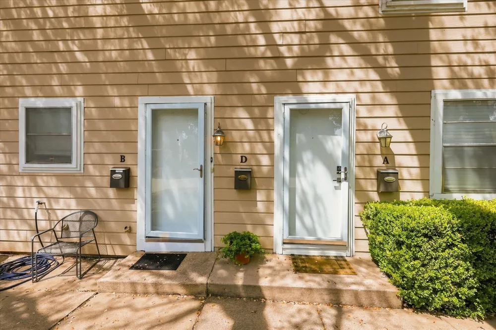 1900 Sutter Street #B Fort Worth, TX 76107