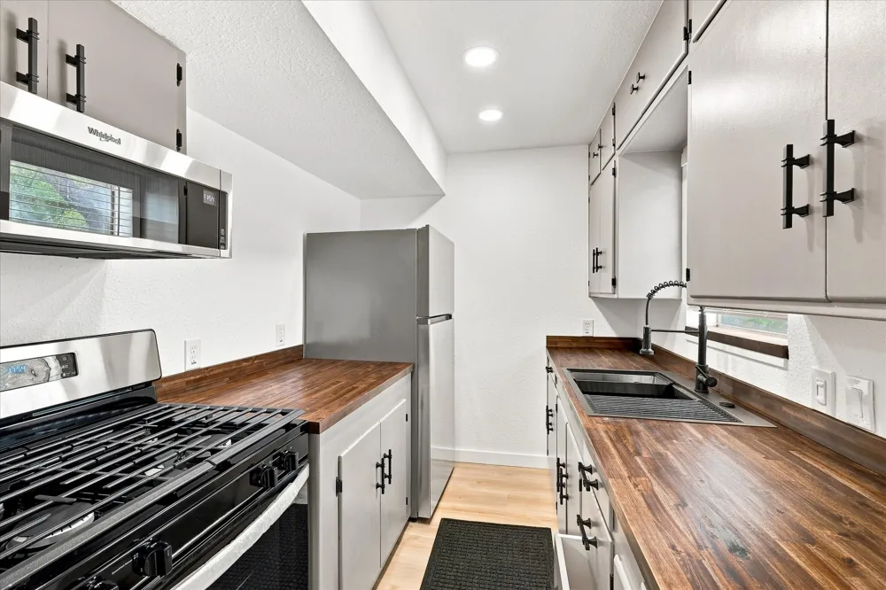 1900 Sutter Street #B Fort Worth, TX 76107