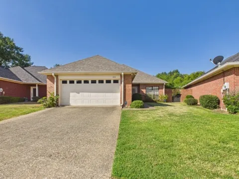 806 Torribrooke Lane