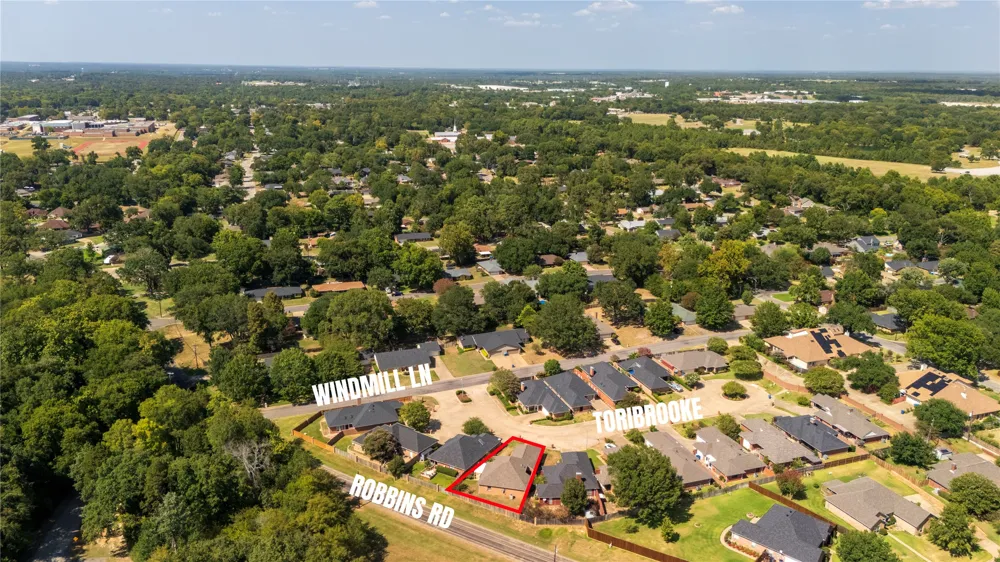 806 Torribrooke Lane Athens, TX 75751