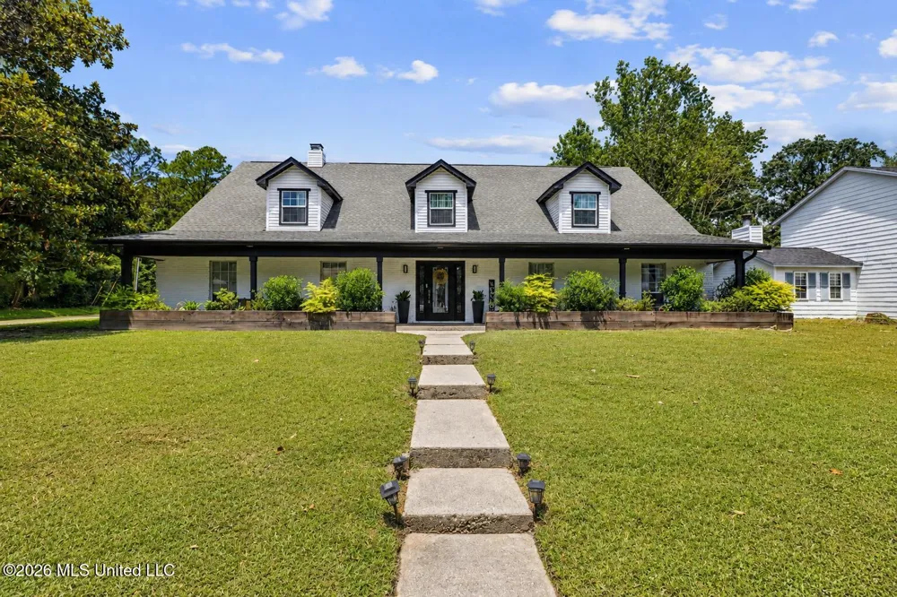 451 Cove Drive Biloxi, MS 39531