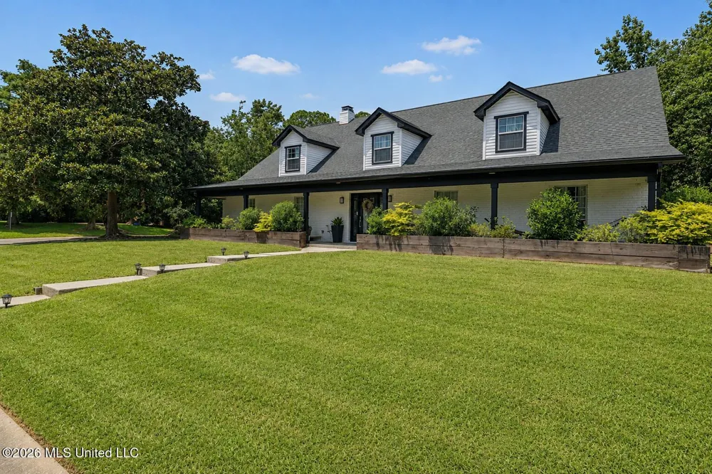 451 Cove Drive Biloxi, MS 39531