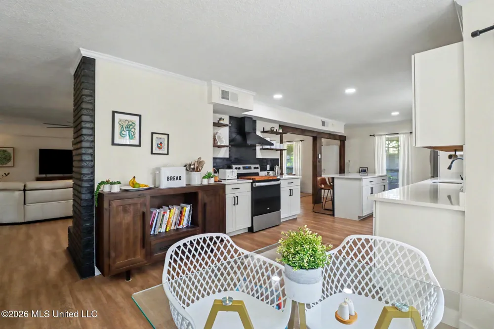 451 Cove Drive Biloxi, MS 39531