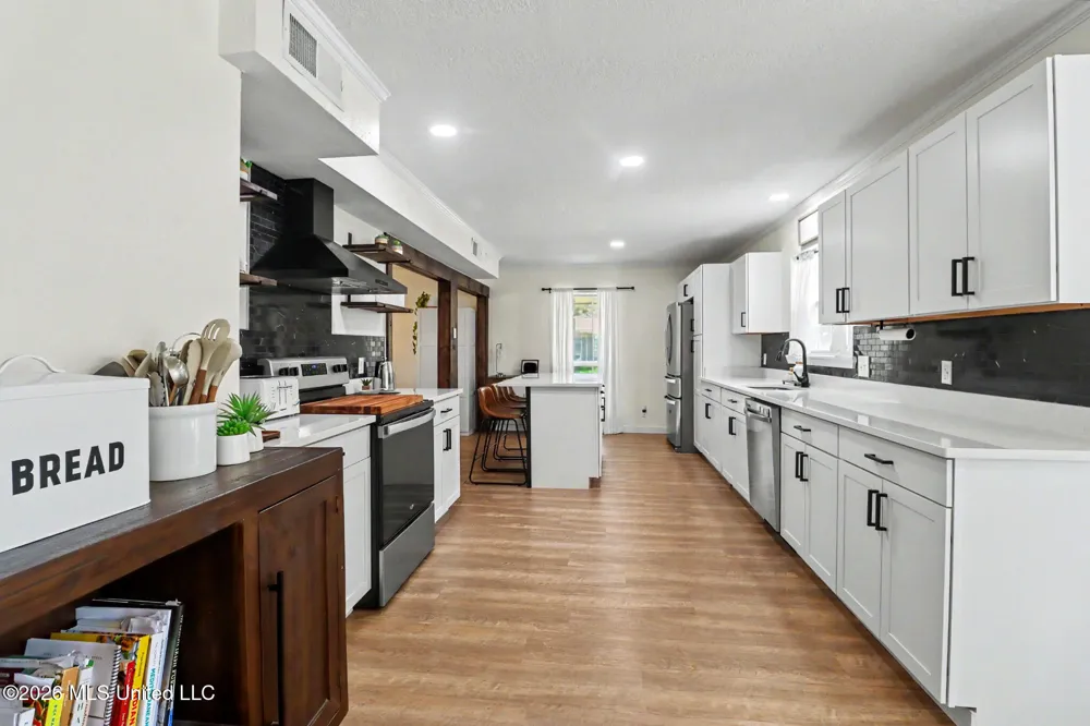 451 Cove Drive Biloxi, MS 39531