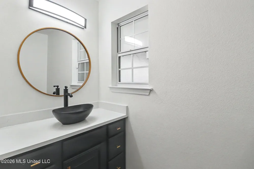 451 Cove Drive Biloxi, MS 39531