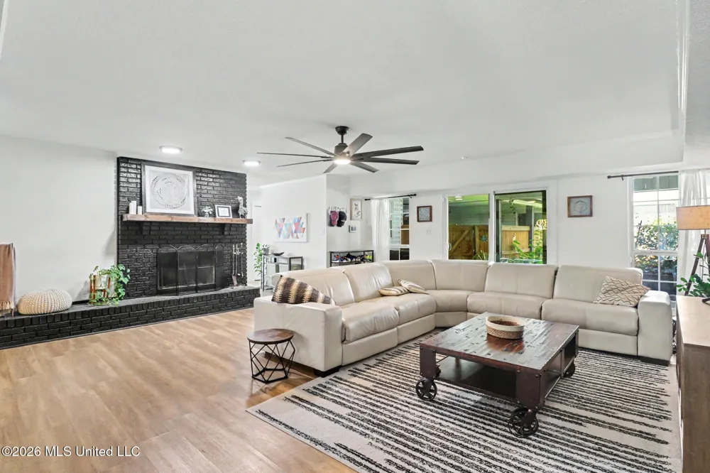 451 Cove Drive Biloxi, MS 39531