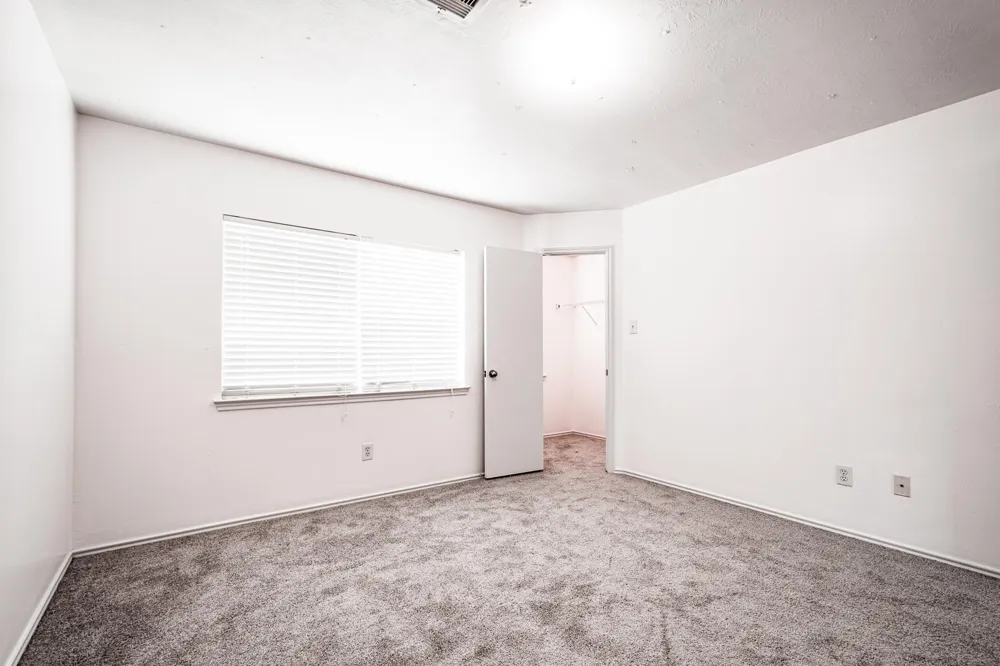 4435 Crossvine Avenue Baytown, TX 77521