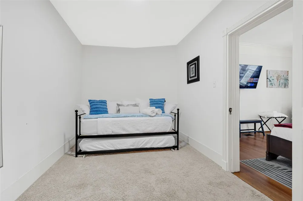 3624 Avenue S 1/2 Galveston, TX 77550