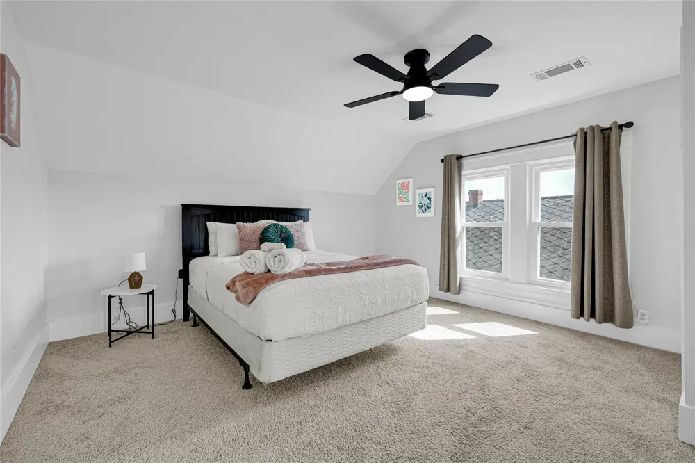 3624 Avenue S 1/2 Galveston, TX 77550