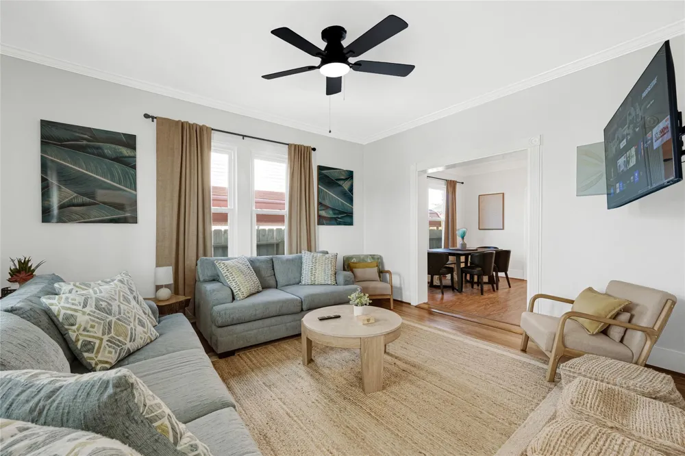 3624 Avenue S 1/2 Galveston, TX 77550