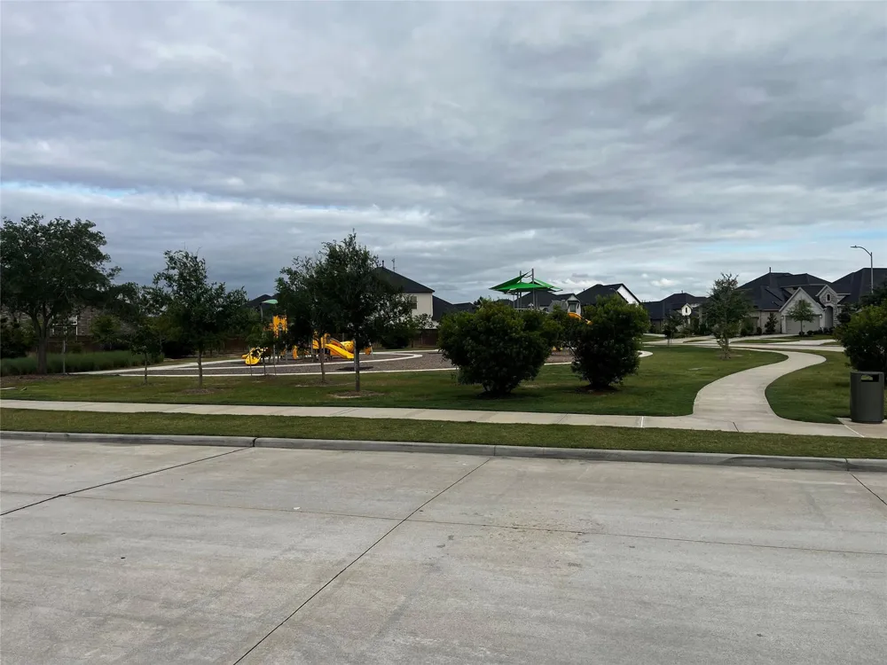 31510 Vineyard Creek Drive Fulshear, TX 77441