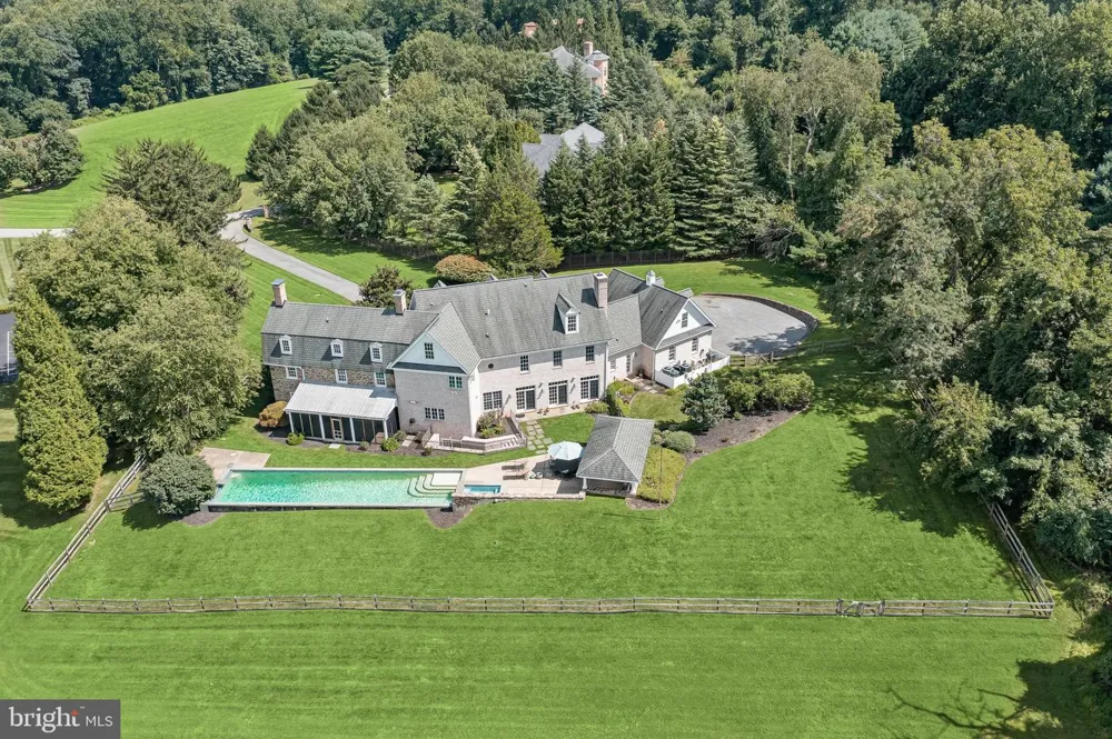 2415 OLD BOSLEY ROAD Lutherville Timonium, MD 21093