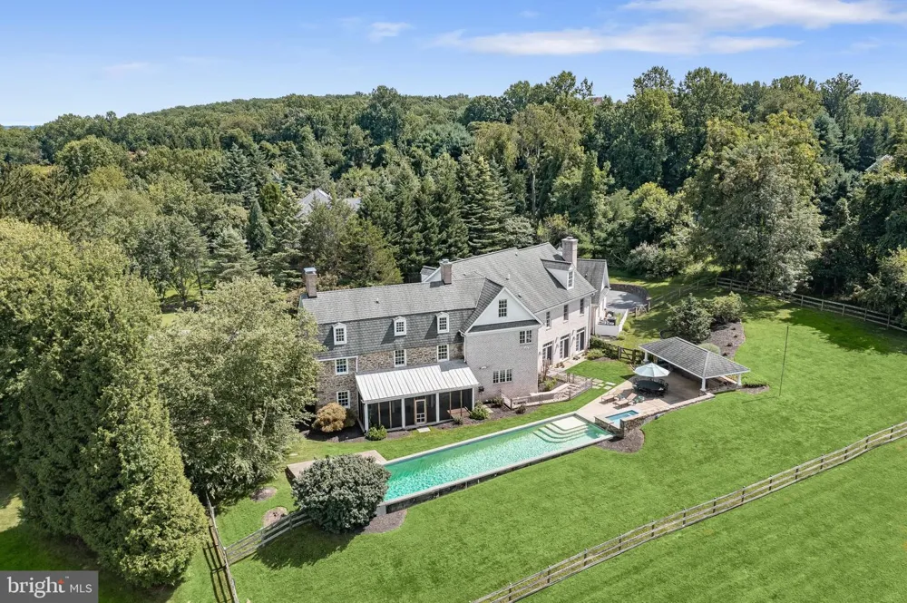 2415 OLD BOSLEY ROAD Lutherville Timonium, MD 21093