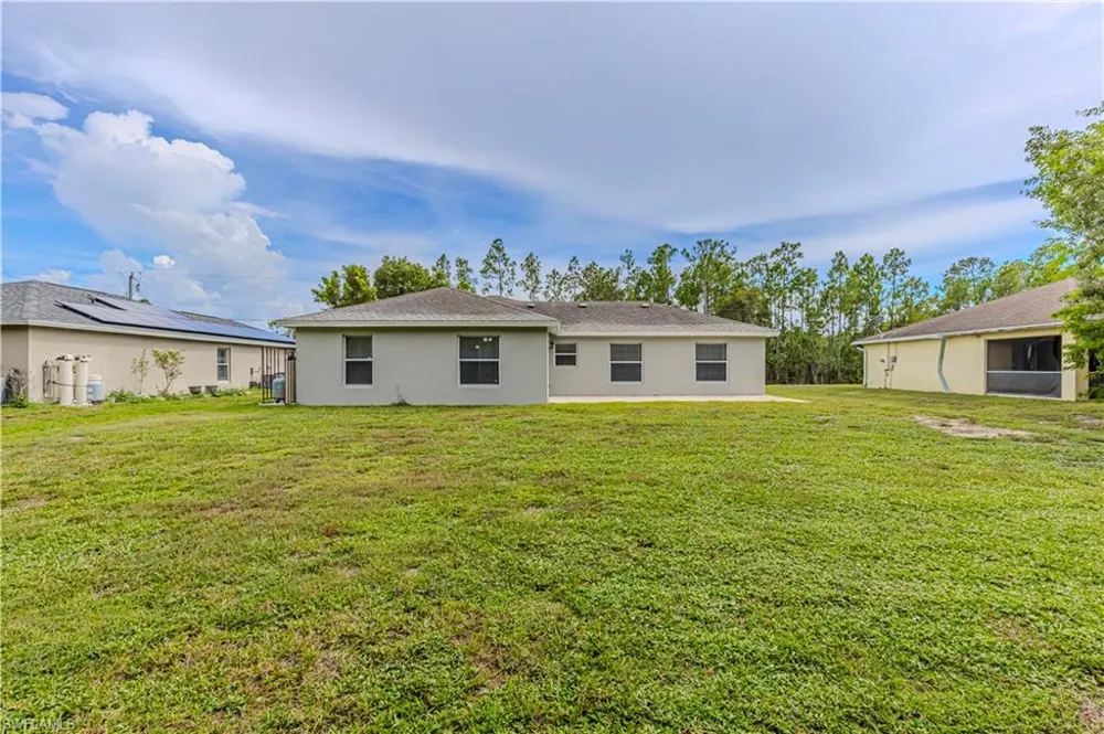 152 Ridgemont Drive Lehigh Acres, FL 33972