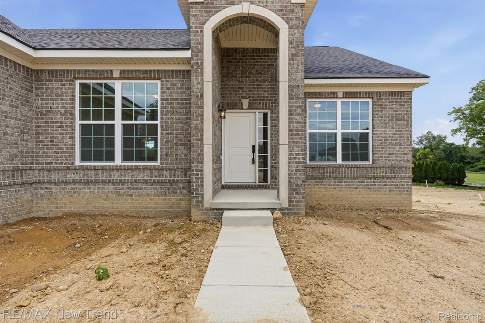2021 Crested Butte Drive White Lake Charter Township, MI 48383
